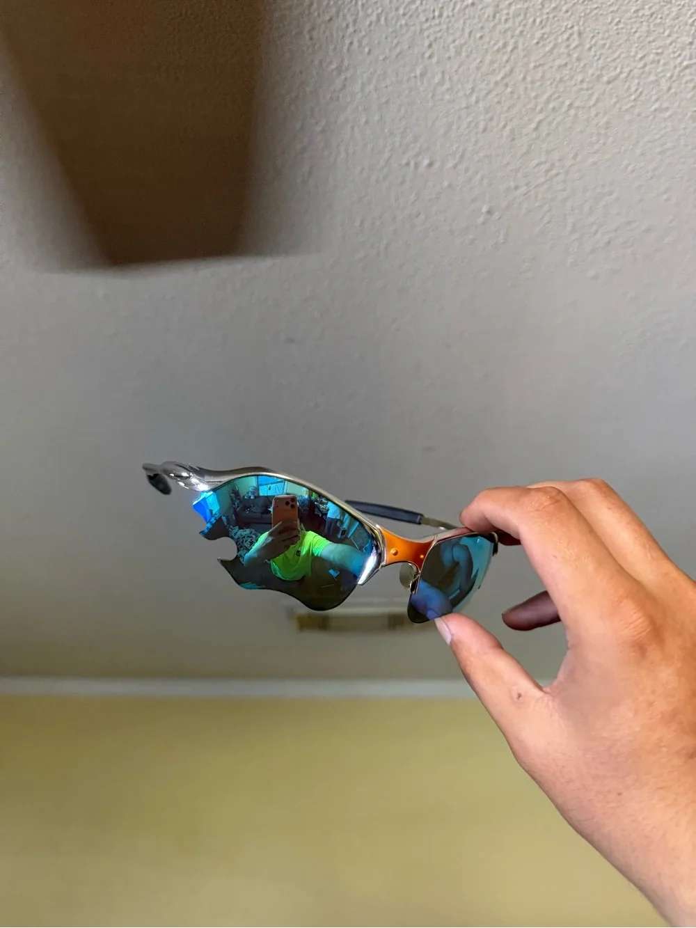 Mirrored Blue-Green Lens Sports Sunglasses - Oakley